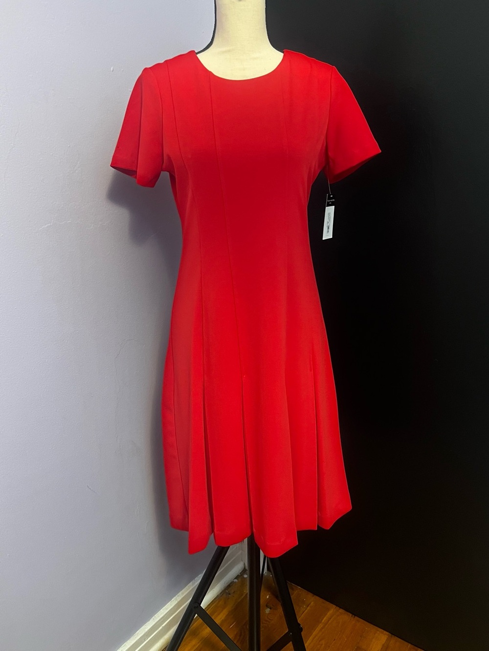 Tahari ASL Vibrant Red Short-Sleeve Pleated A-Line Midi Dress